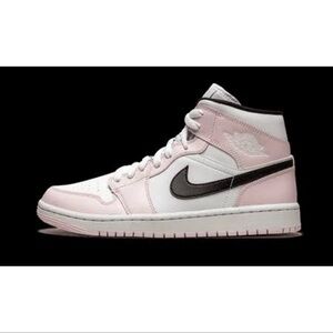 Jordan Women’s Air Jordan 1 Mid “Barely Rose”